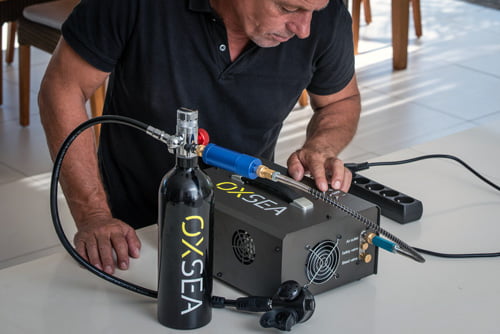 mini bouteille de plongée rechargeable OX500 et pompe manuelle